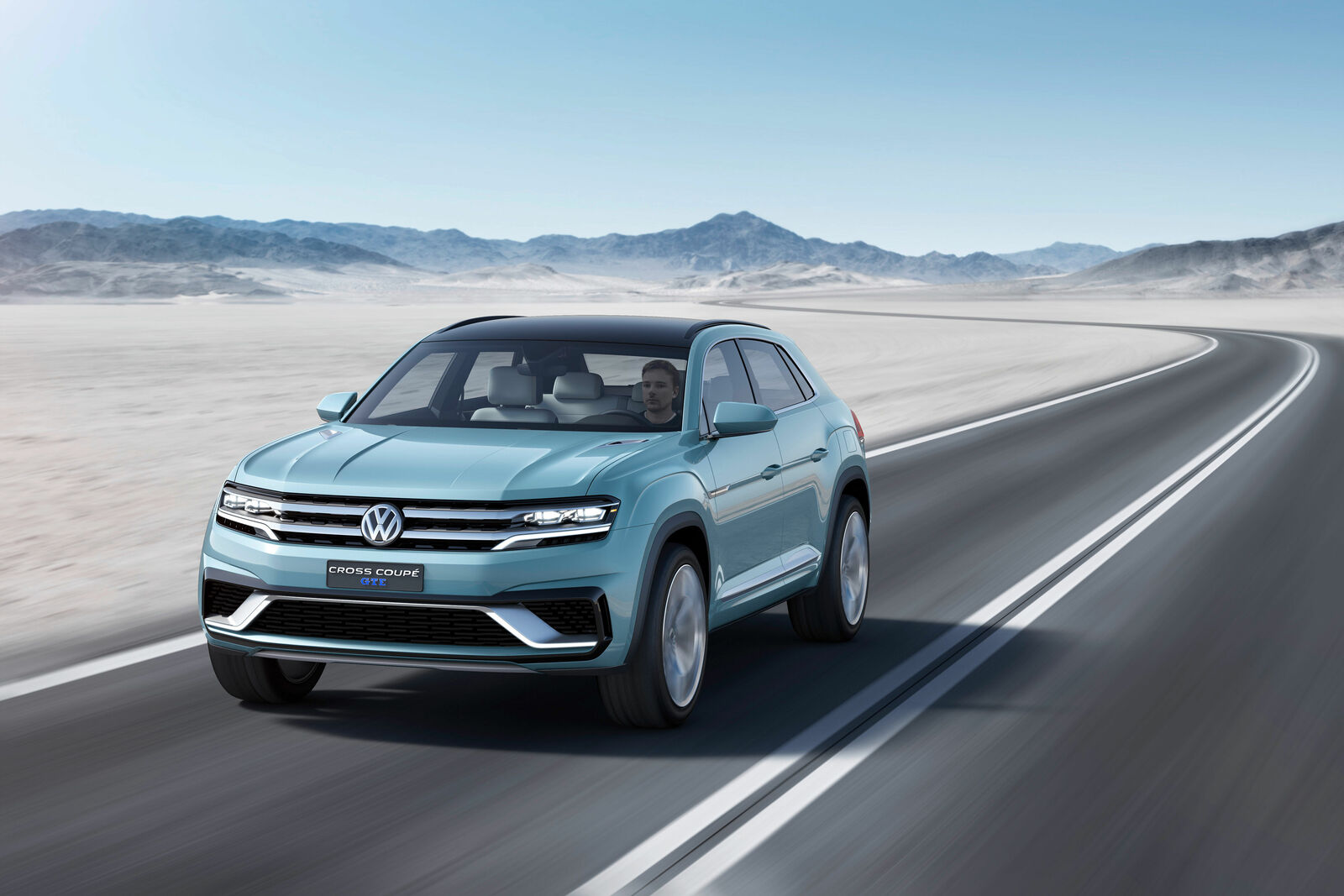 Volkswagen Studie Cross Coupé GTE