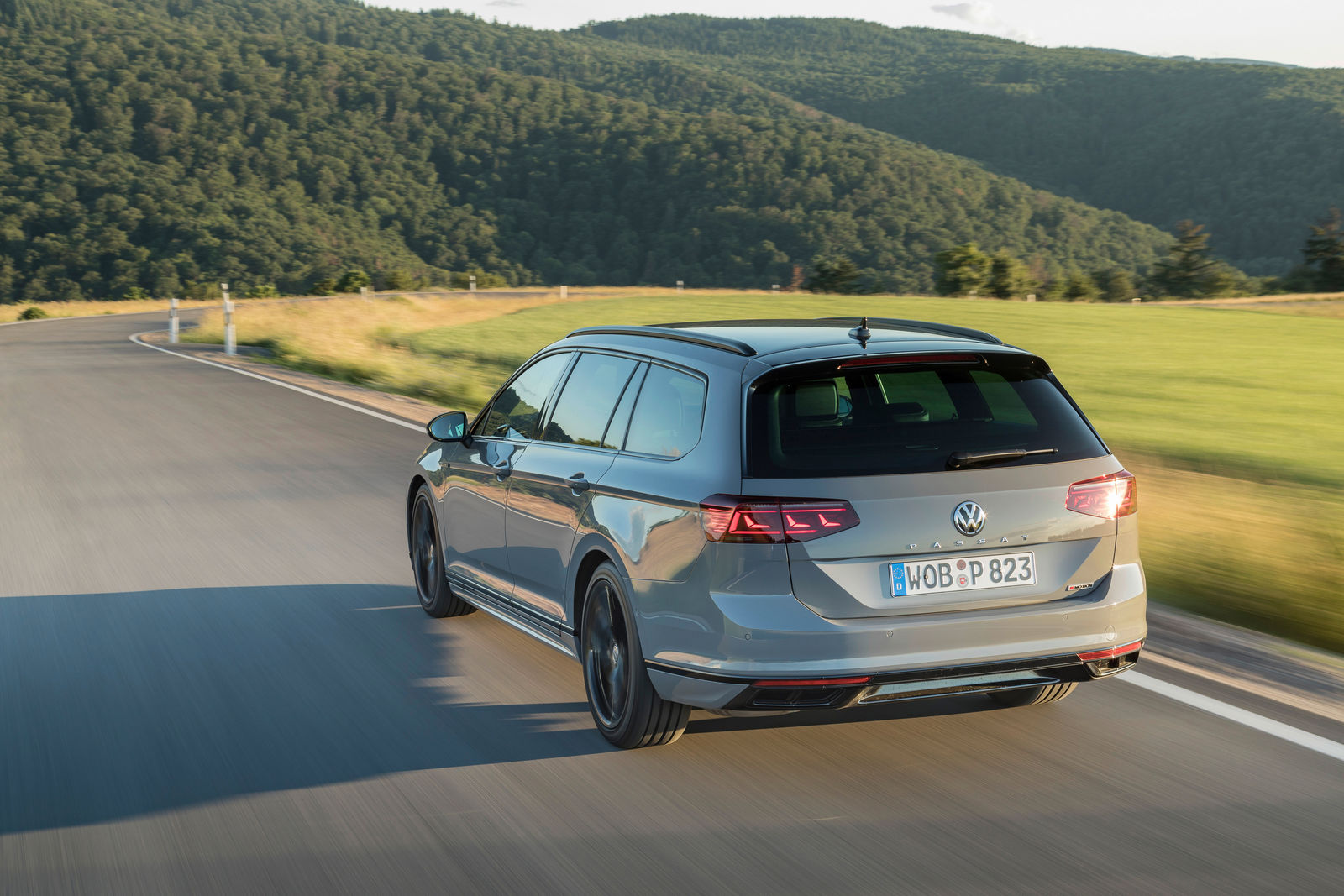 Volkswagen Passat Variant R-Line Edition